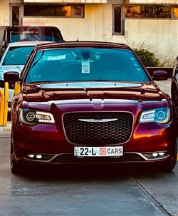 کرایسلەر 300